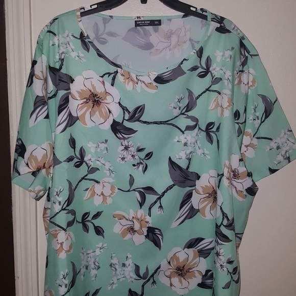 Floral Shirt - Picture 3 of 4